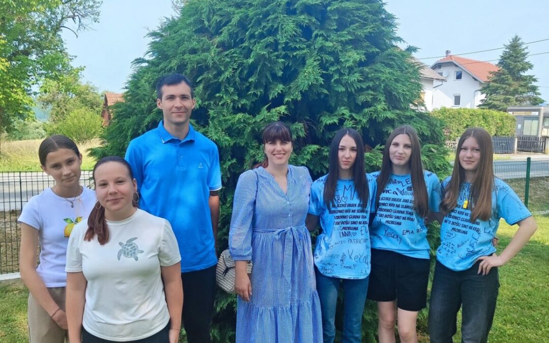 Naši pjesnici na pragu rodne kuće Ante Kovačića