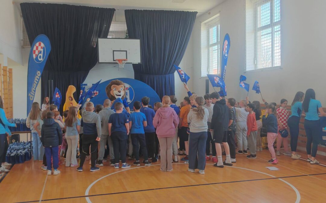 Plavi klub u našoj školi